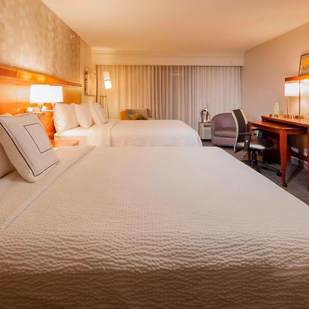 Hotel Courtyard By Marriott Madison West / Middleton Esterno foto