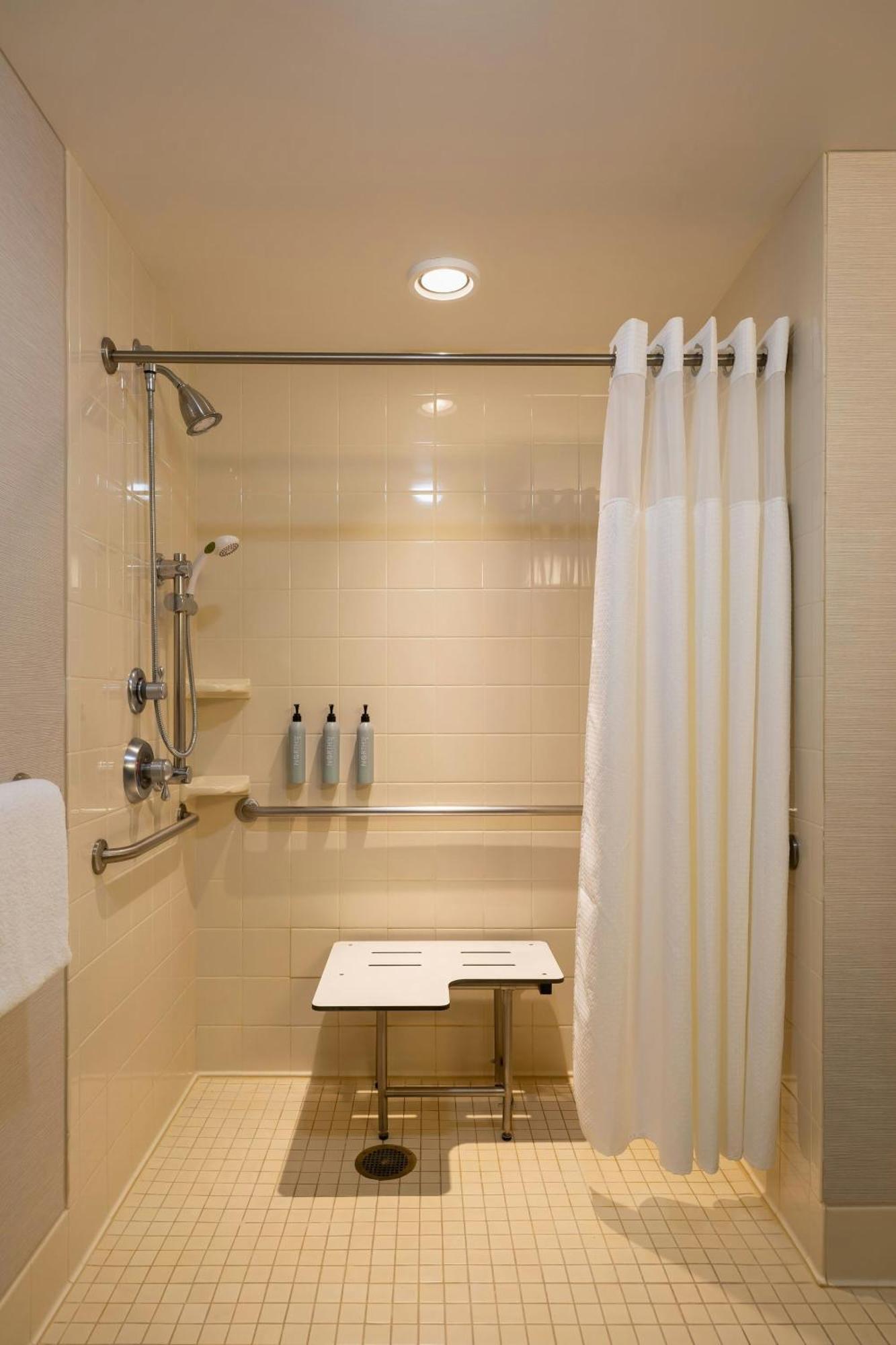 Hotel Courtyard By Marriott Madison West / Middleton Esterno foto