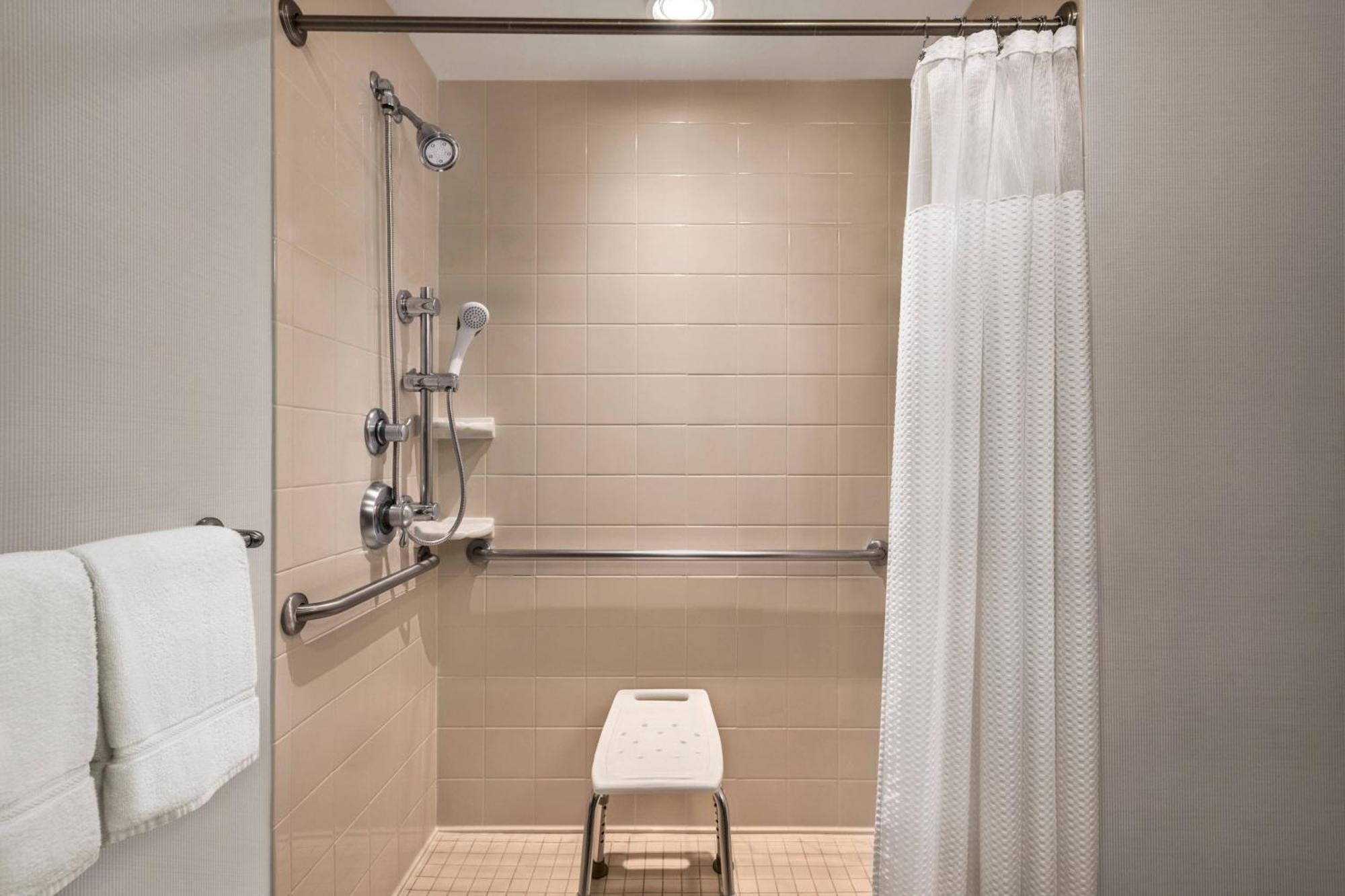 Hotel Courtyard By Marriott Madison West / Middleton Esterno foto